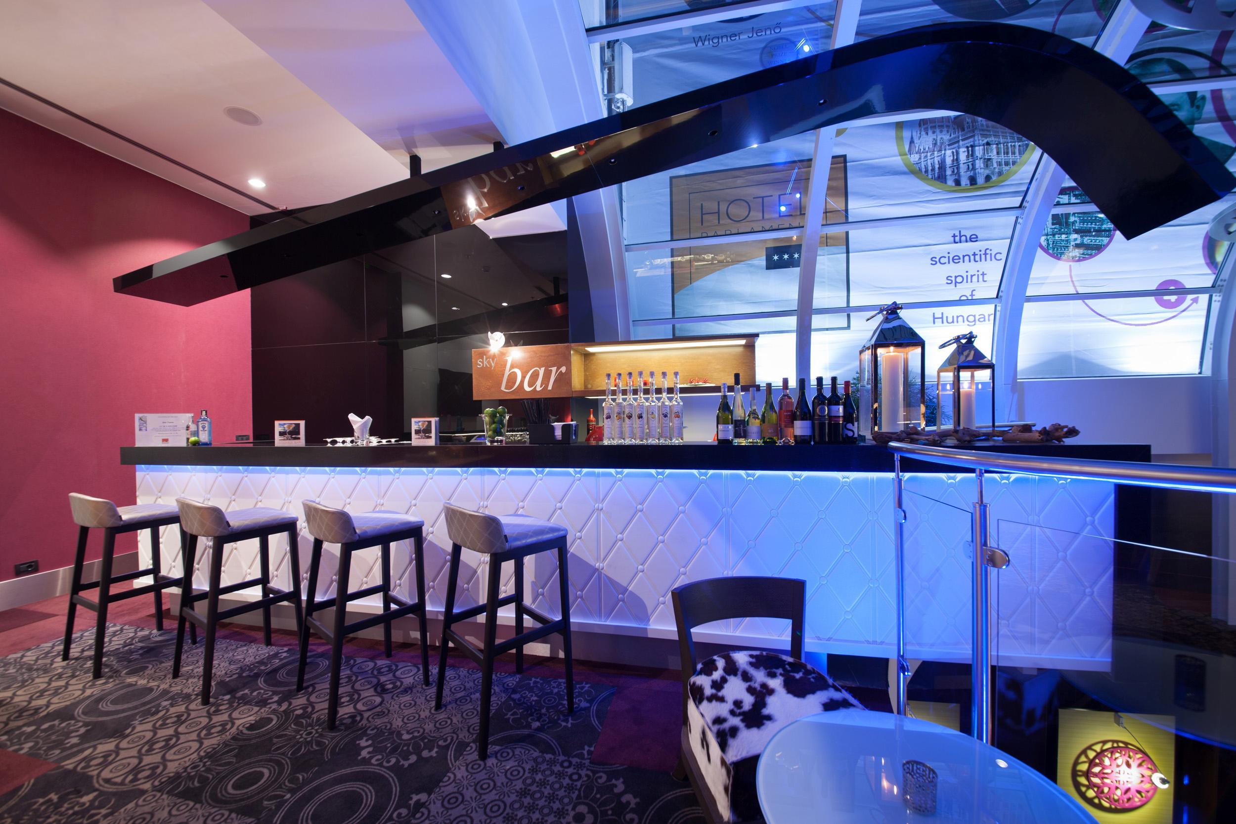 Ikonik Parlament Hotel Budapest Luaran gambar