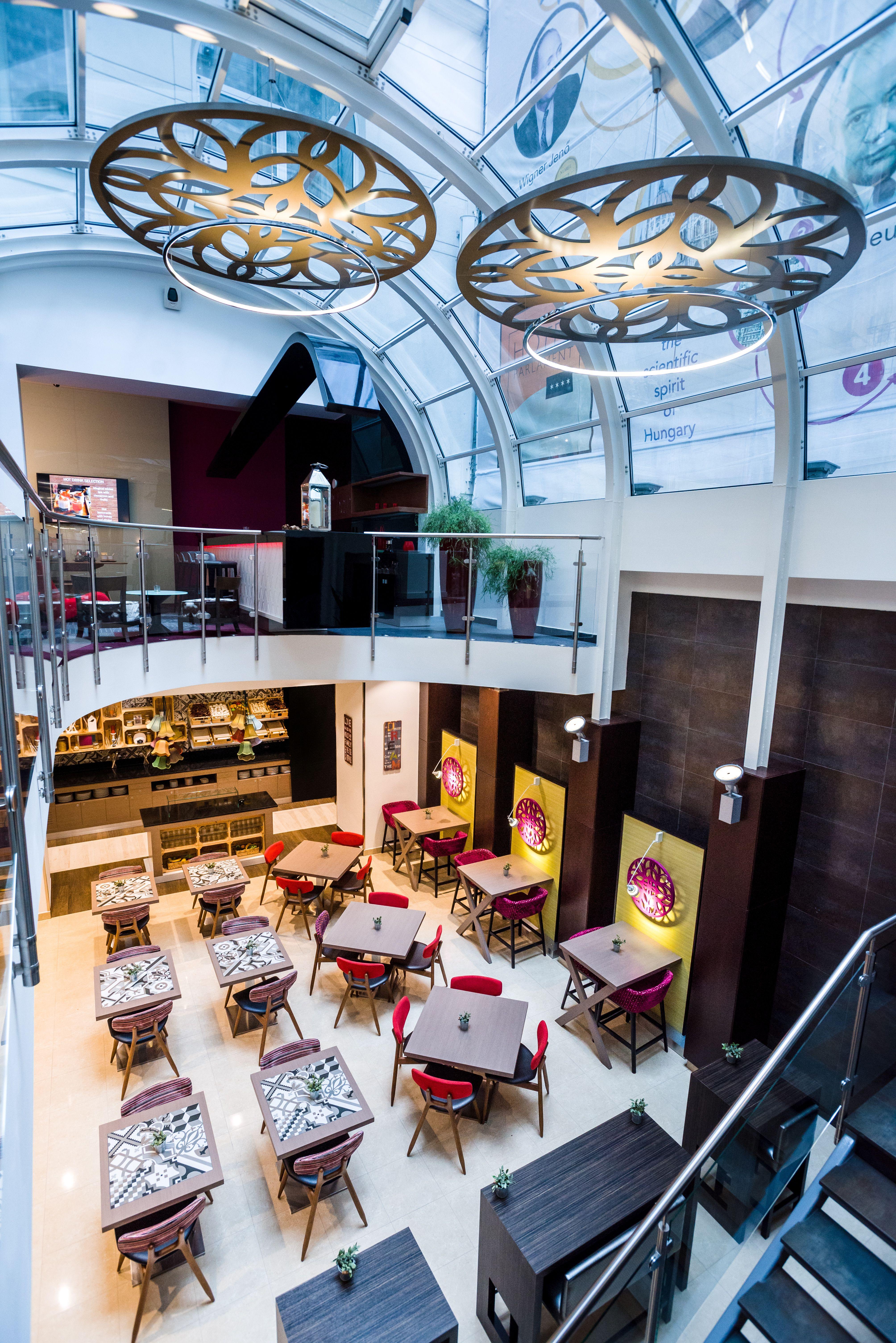 Ikonik Parlament Hotel Budapest Luaran gambar