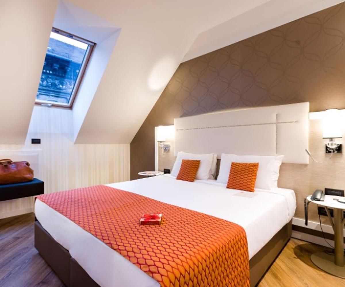 Ikonik Parlament Hotel Budapest Luaran gambar