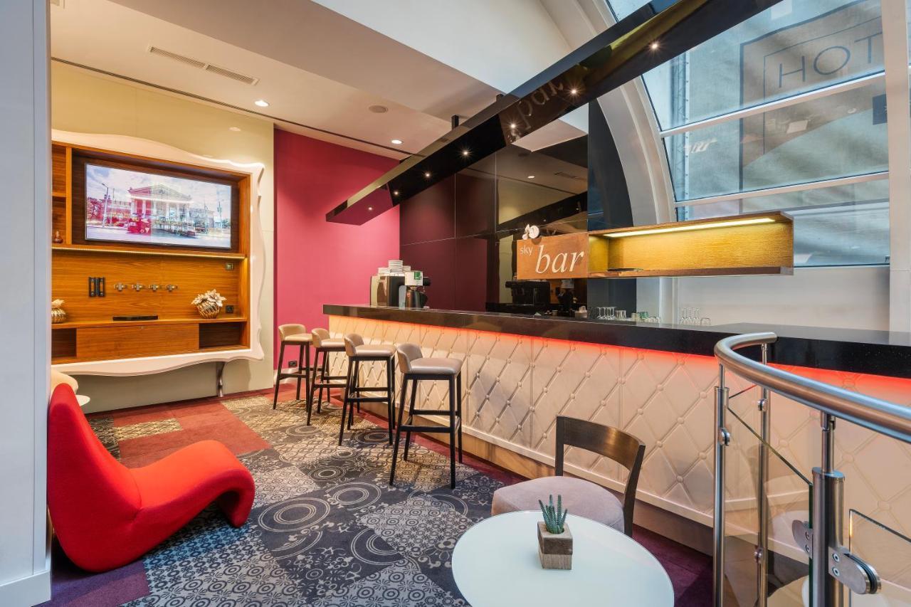Ikonik Parlament Hotel Budapest Luaran gambar