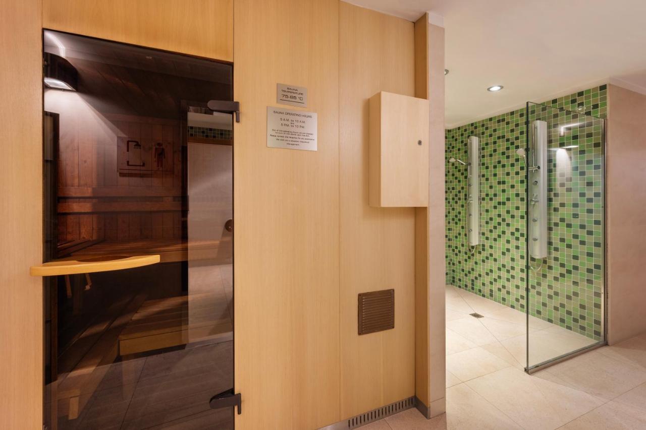 Ikonik Parlament Hotel Budapest Luaran gambar