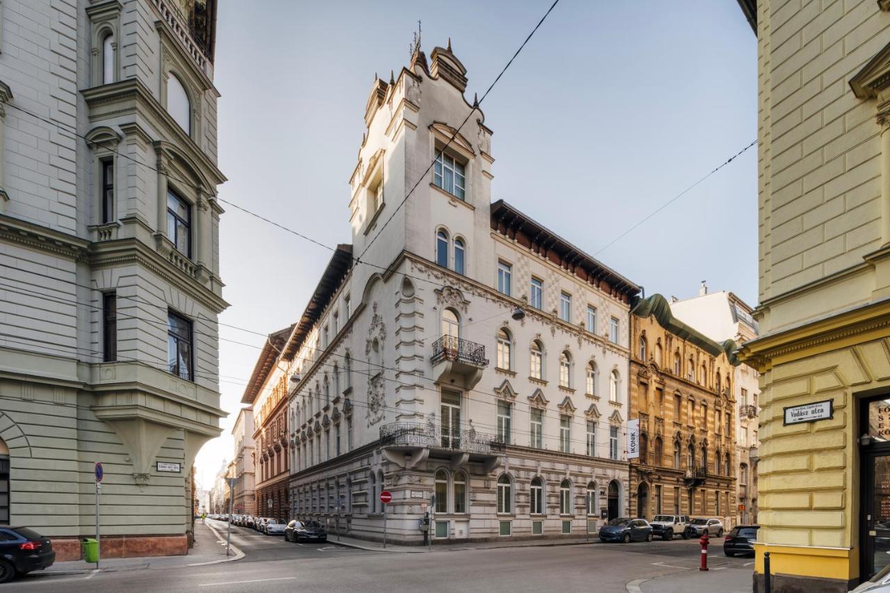 Ikonik Parlament Hotel Budapest Luaran gambar