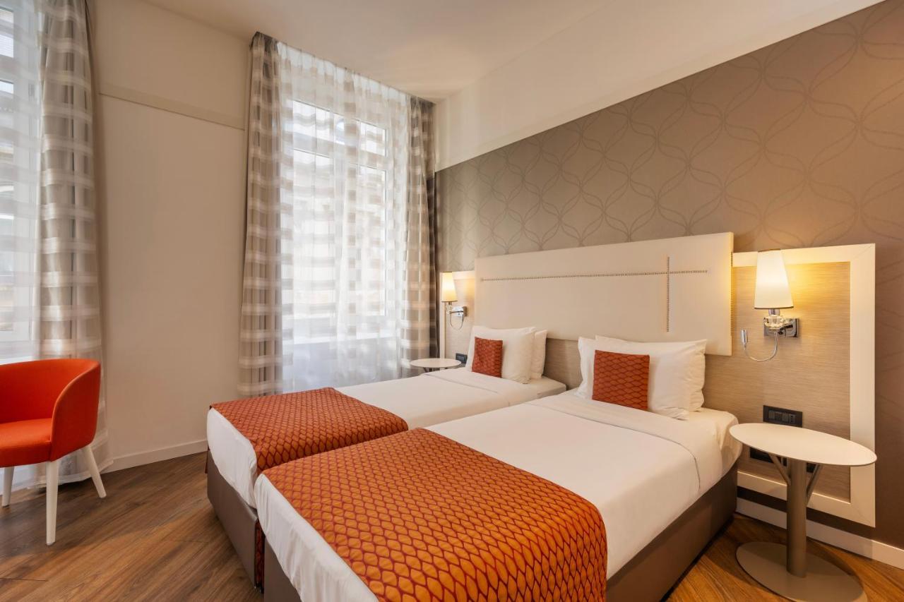 Ikonik Parlament Hotel Budapest Luaran gambar