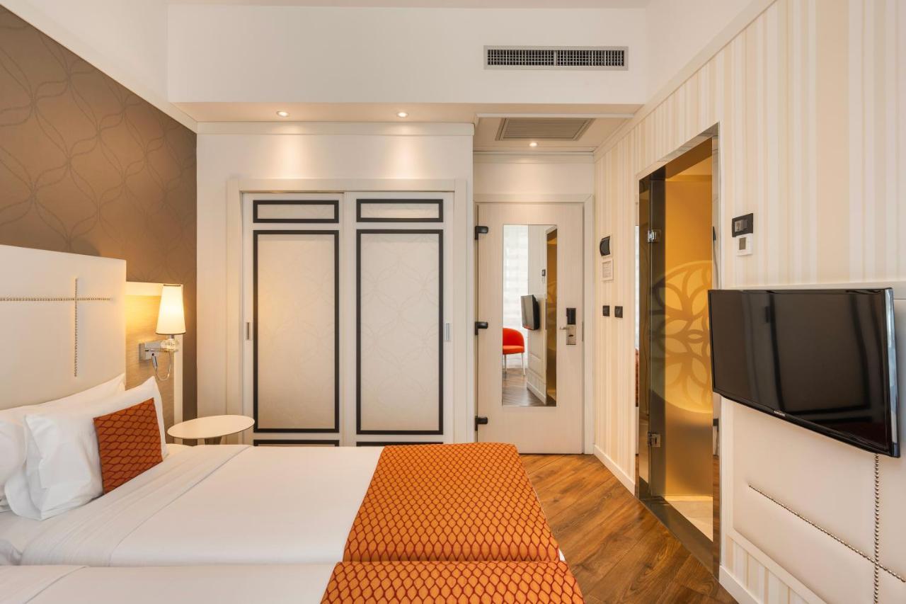 Ikonik Parlament Hotel Budapest Luaran gambar