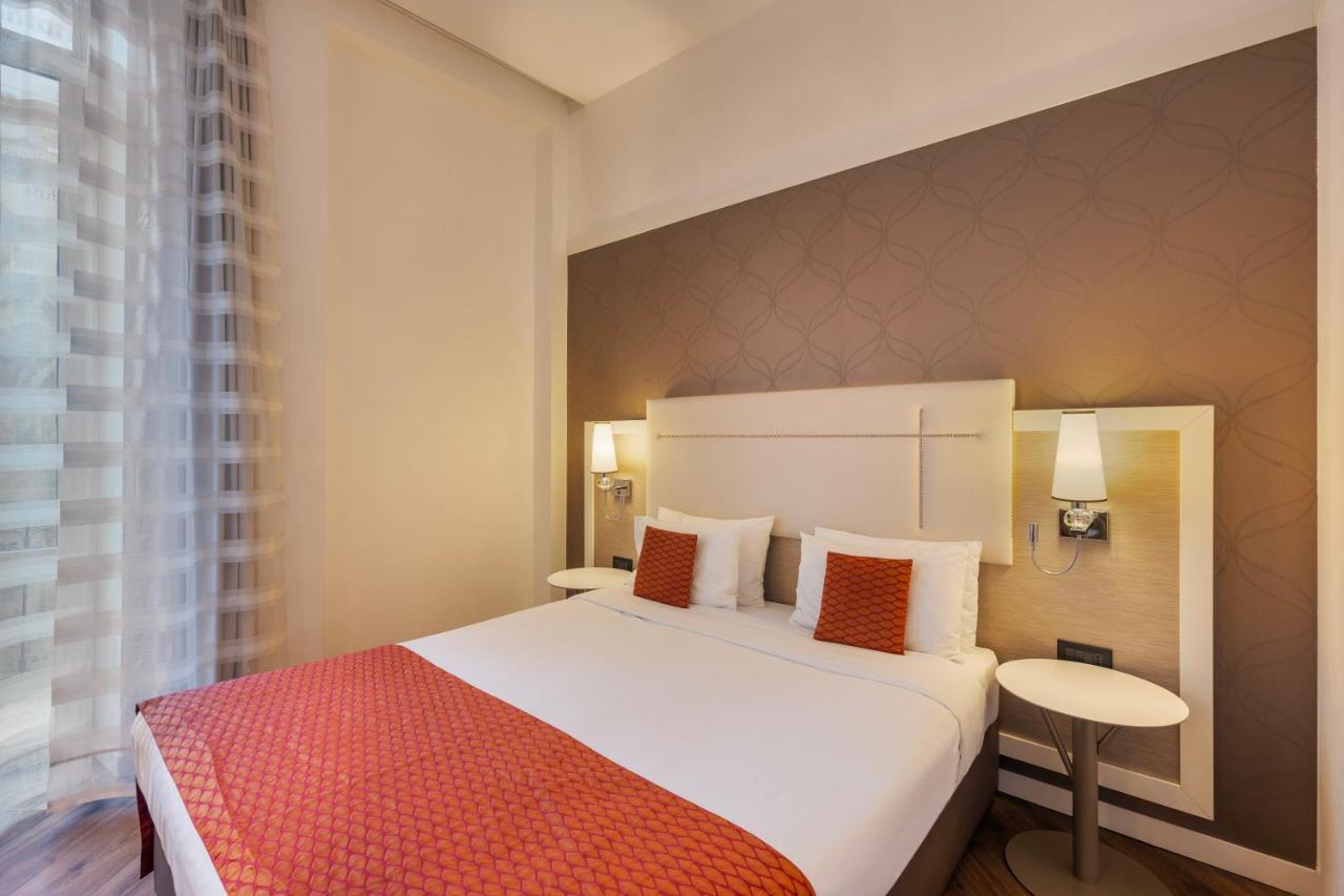 Ikonik Parlament Hotel Budapest Luaran gambar
