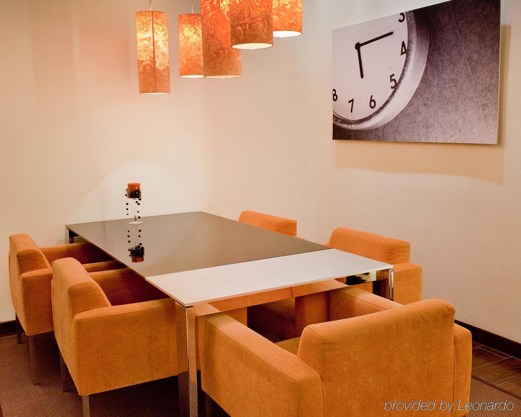Ikonik Parlament Hotel Budapest Kemudahan gambar